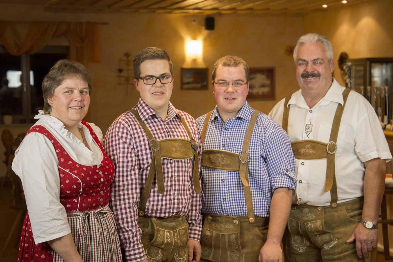 Rhoener Landhotel Haus Zur Wasserkuppe Ehrenberg  Extérieur photo